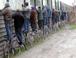 encima de la bici&#.jpg