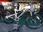 santa-cruz-nomad-carbon-weight-photos01.jpg