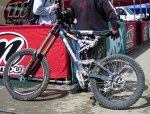 josh_bender_bike_032302_585pix.jpg