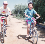 biciclistas chicos - copia.png