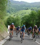 maria la blanqueta dosificando al peloton.jpg