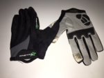 Guantes negros 2.JPG