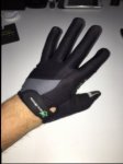 Guantes negros 3.JPG