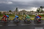 giro16st12-dark-wet-peloton-1000.jpg