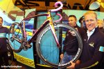 giro16st21-astana-specialized-bike-1000.jpg