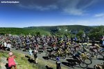 tdf16st6-peloton-sky-1000.jpg