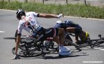 tdf16st17-barguil-izagirre-crash-1000.jpg