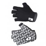 guantes-cortos-verano-etxeondo-bera-negro.jpg