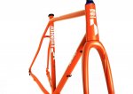 cx-magazine-von-hof-steel-FRAMES-0361-750x531.jpg