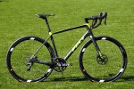 2017-Felt-VR-2-carbon-gravel-endurance-road-bike01.jpg