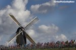 amstel18-windmil-peloton-920.jpg