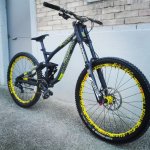 commencal.jpg