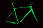 Velocipedo-Ghost-Dog_plus-city-bike_glowing.jpg