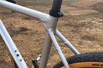 2019-Canyon-Grail-AL_affordable-aluminum-alloy-gravel-bike_Sineu-velodrome_seat-cluster.jpg