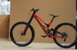 2015-specialized-demo-8-carbon-dirtmountainbike-07.jpg