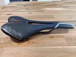 Selle-Italia-SLR-Kit-Carbono-Flow-20190811015507.1227400015.jpg