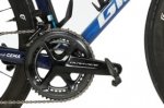 team-bikeexchange-jayco-con-giant-liv-y-cadex-presenta-su-nueva-indumentaria-002.jpg