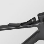 2739_TOP-3_endurace-cf-slx-8-di2_bk-bk_storage-tt.jpg